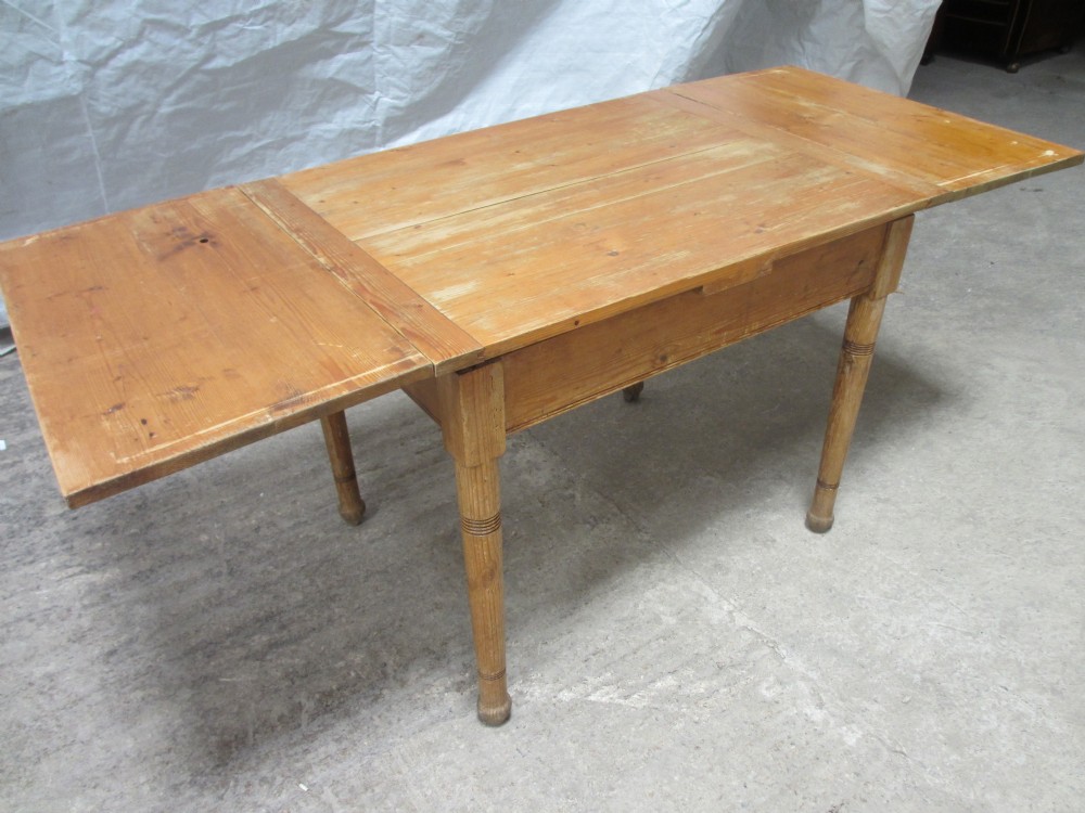 Edwardian Pine drawer leaf kitchen dining table 