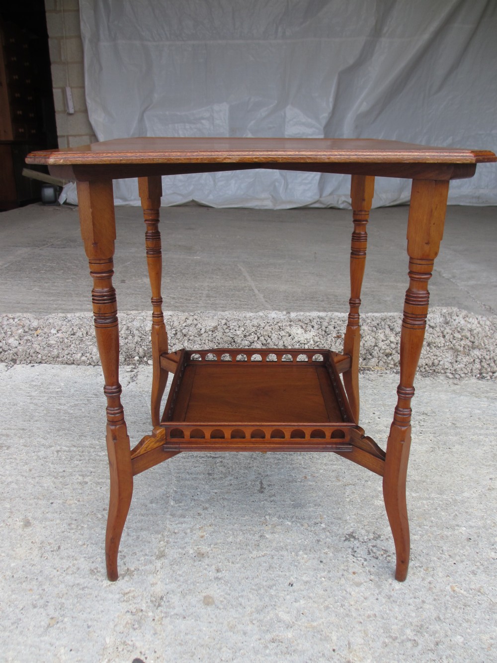 Edwardian square Mahogany lamp occasional table