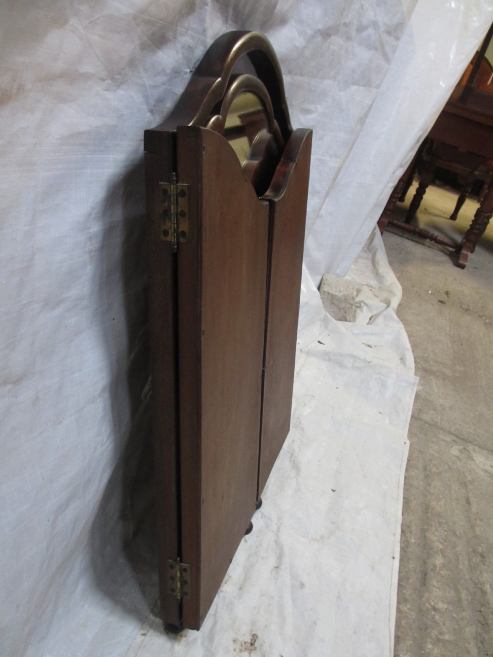 Edwardian mahogany triptych swing mirror with reeded columns View IX