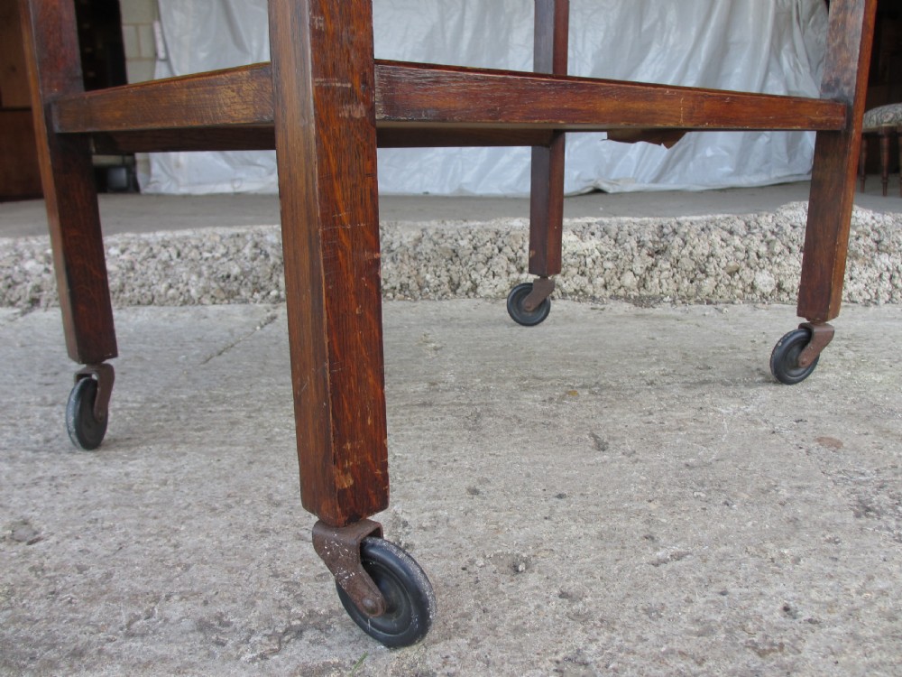 Oak extending tea trolley with cutlery drawer on castors C1920 View XII