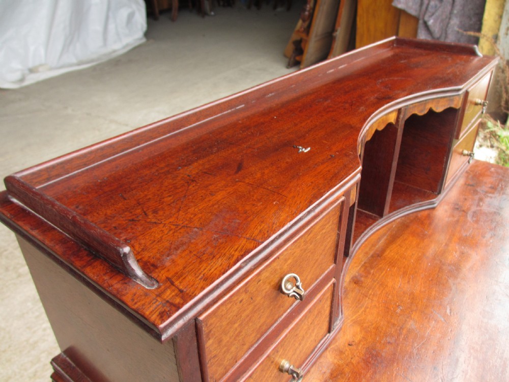 19th Century mahogany stationery backed writing desk on turned supports with one large and 4 small drawers View IV