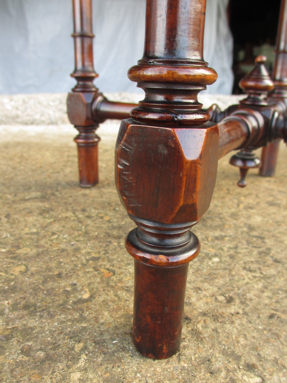 19th century octagonal tunbridge inlaid burr walnut lamp table View VI