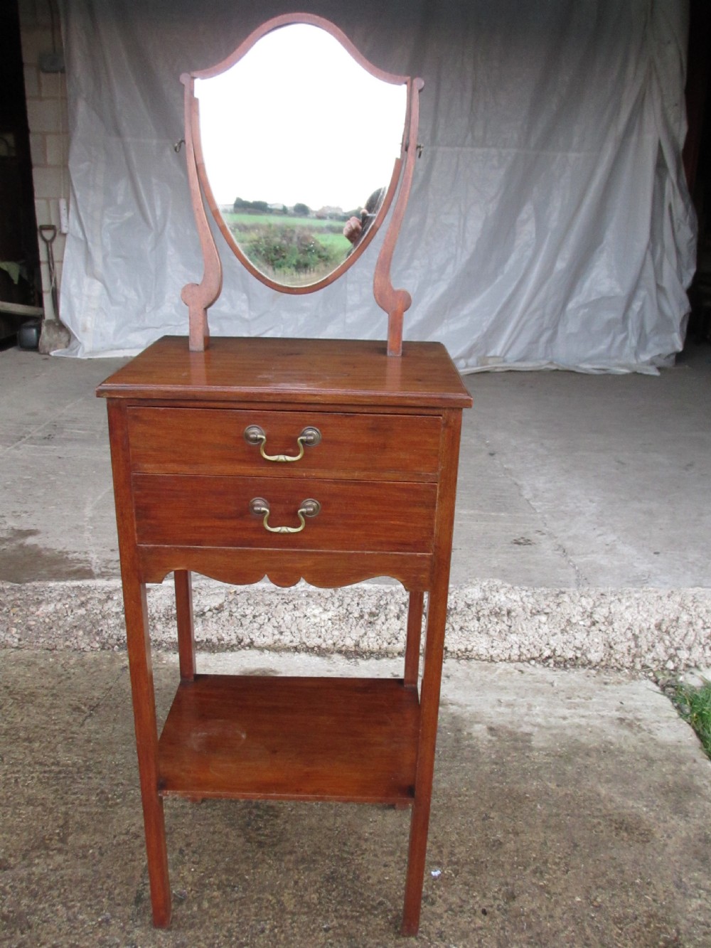 Edwardian mahogany shaving stand with shield mirror and 2 drawers View II