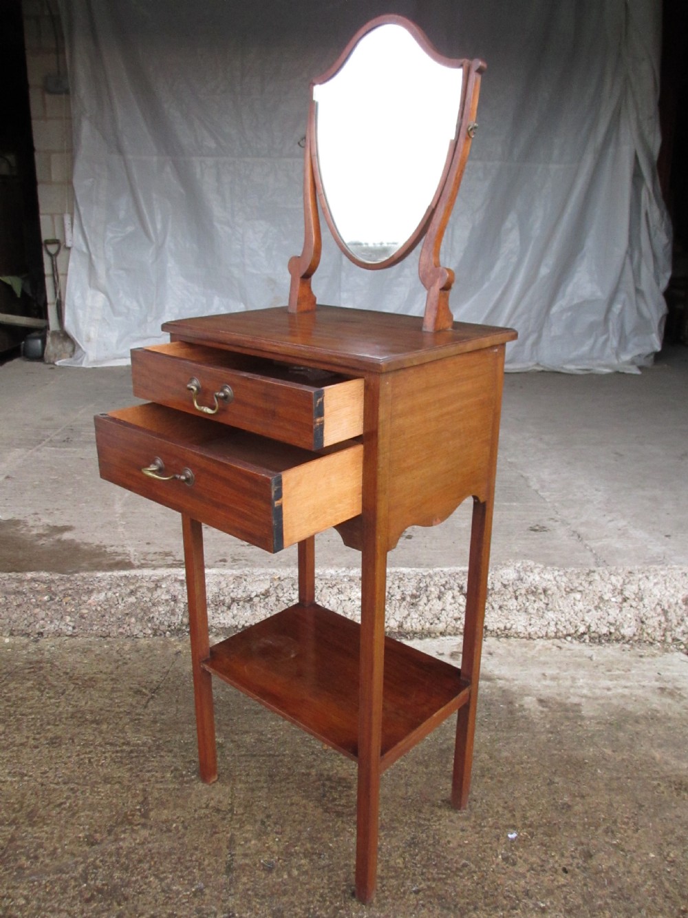 Edwardian mahogany shaving stand with shield mirror and 2 drawers View X
