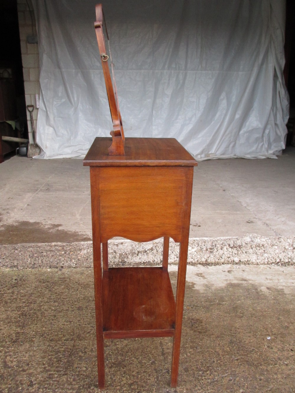 Edwardian mahogany shaving stand with shield mirror and 2 drawers View XII