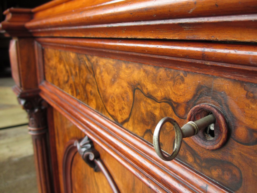 Superb victorian burr walnut cabinet buffet with key View IV
