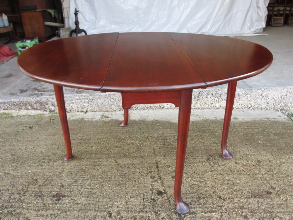 Georgian mahogany oval drop leaf gateleg dining table View II