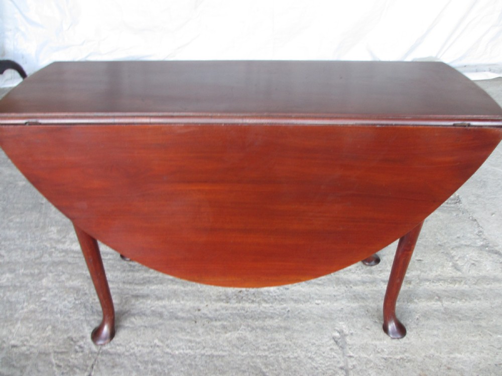 Georgian mahogany oval drop leaf gateleg dining table View V