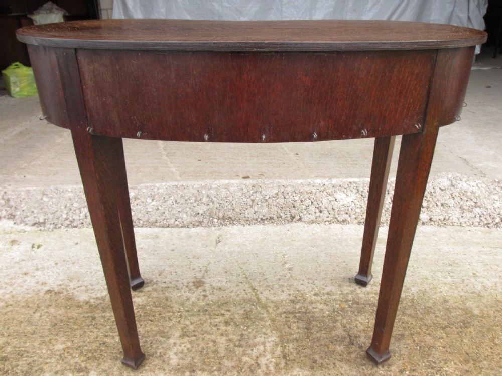 Oak kidney shaped dressing table View XI