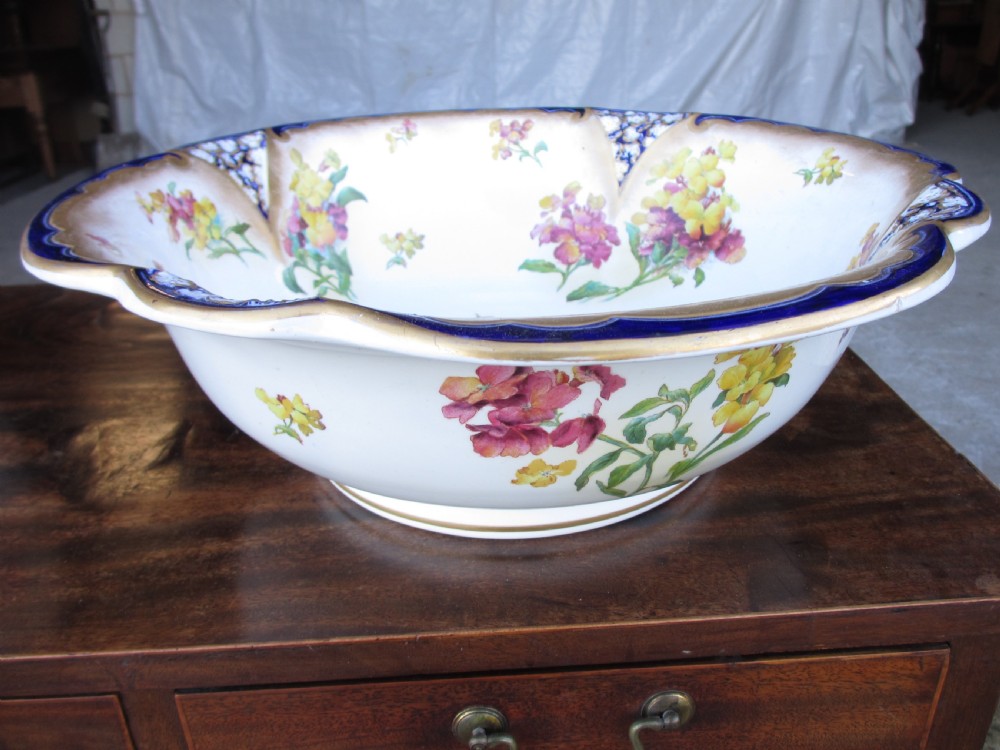 Victorian toilet jug and bowl set View VII