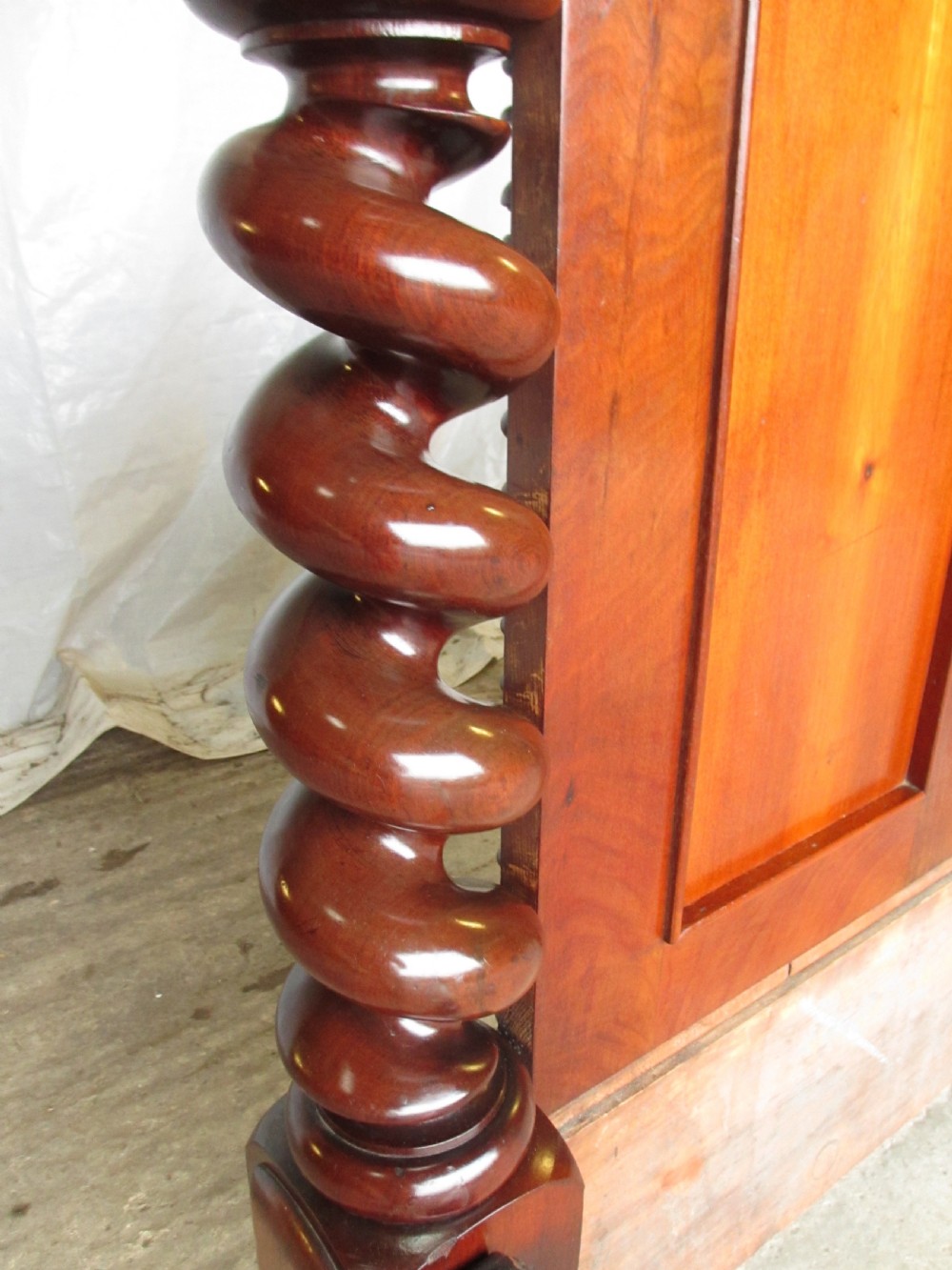 Superb Victorian quality mahogany barley twist double bed View VII