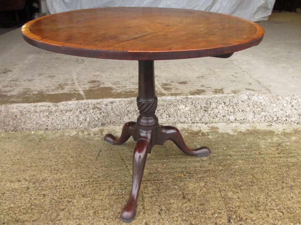 Georgian mahogany and cross banded tilt top breakfast table View II