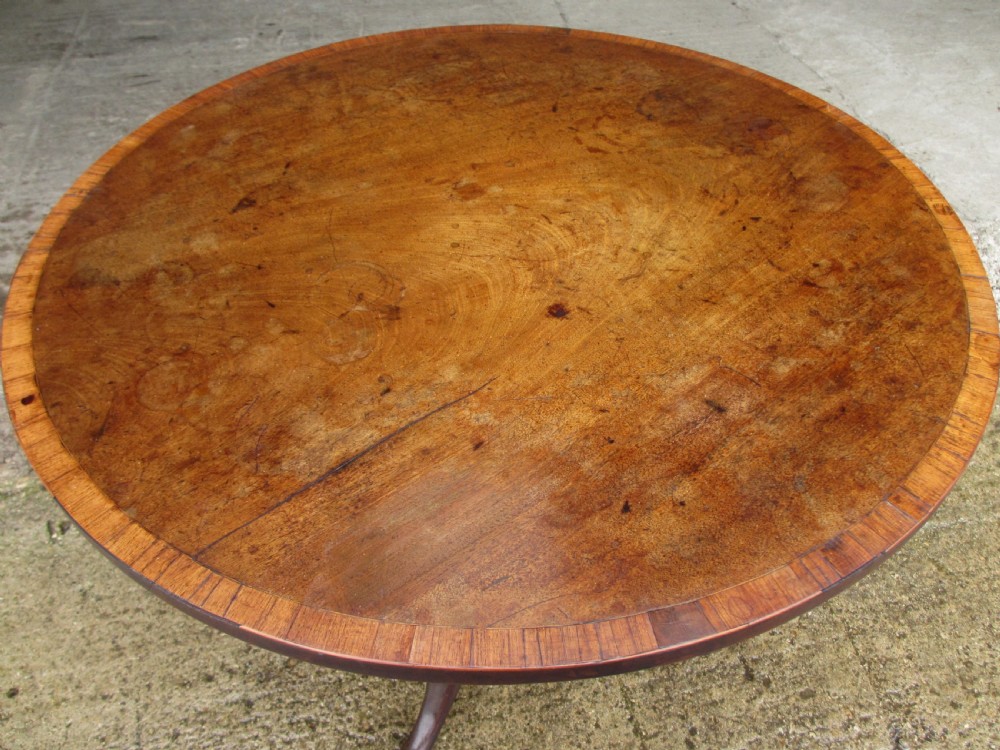 Georgian mahogany and cross banded tilt top breakfast table View III
