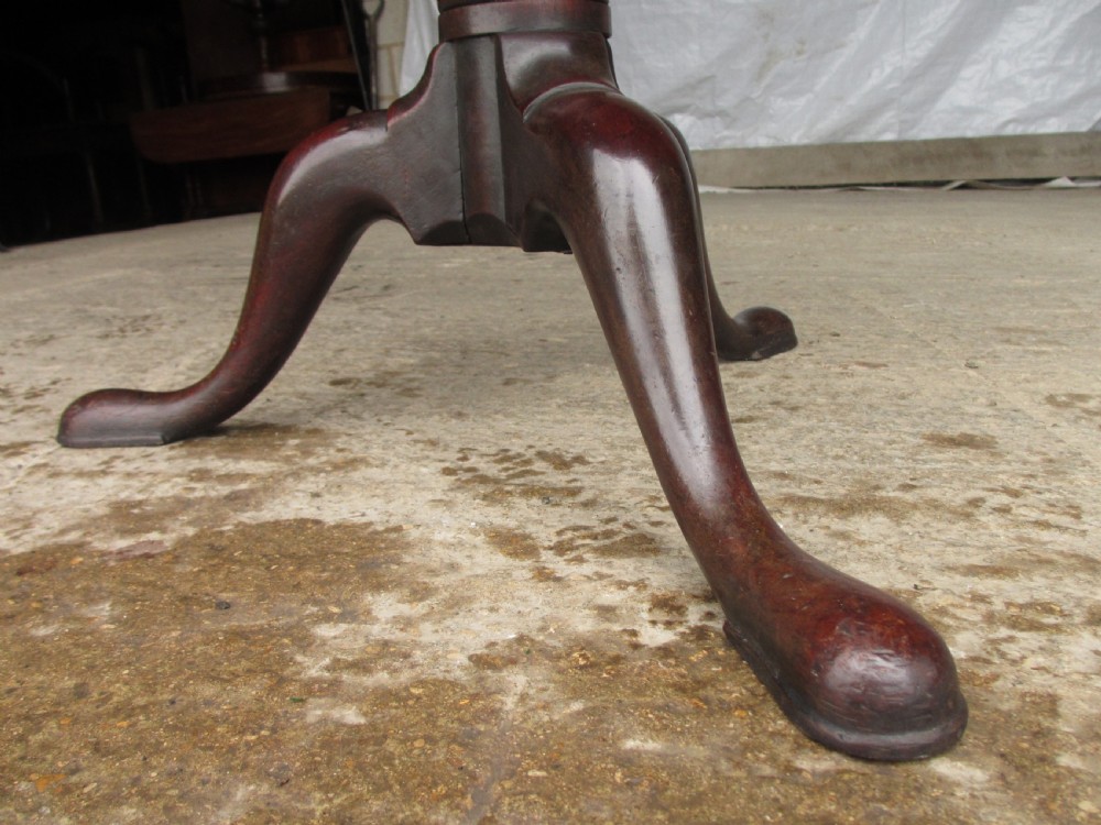 Georgian mahogany and cross banded tilt top breakfast table View VII