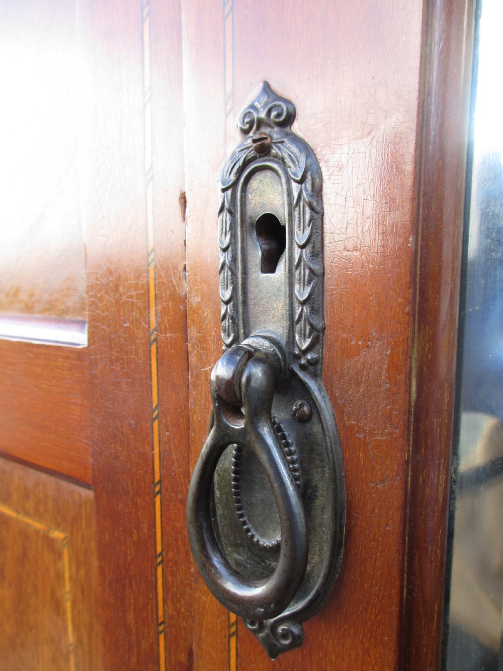 Edwardian inlaid mahogany Sheraton revival wardrobe  View VI