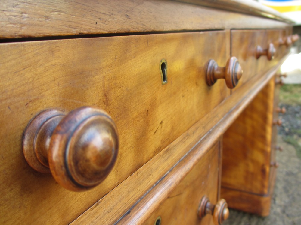 Victorian mahogany twin pedestal duchess dressing table  View VII