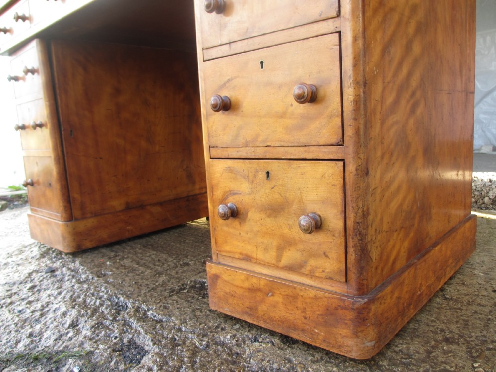 Victorian mahogany twin pedestal duchess dressing table  View VIII