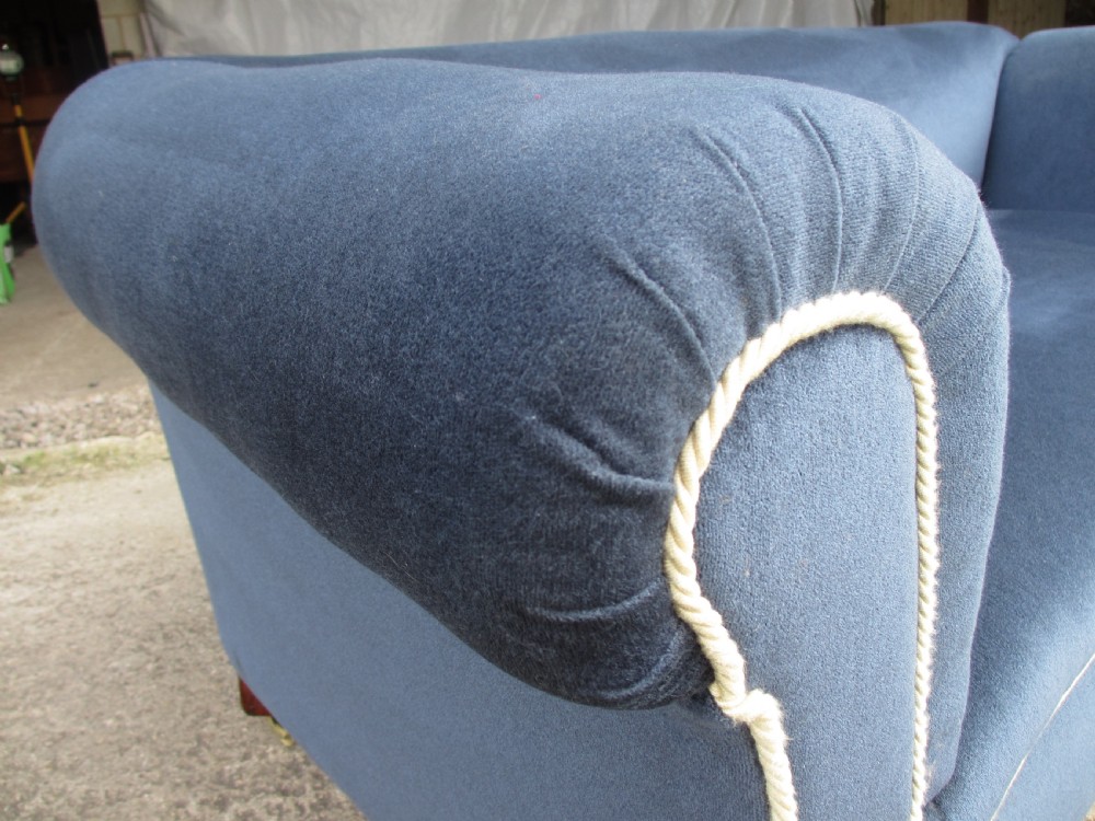 Victorian drop end chesterfield sofa  View VIII