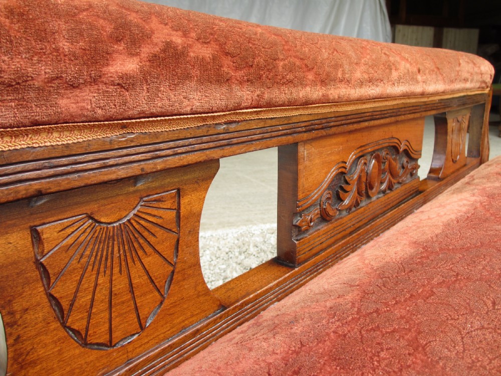 Victorian carved mahogany upholstered chaise longue View VII