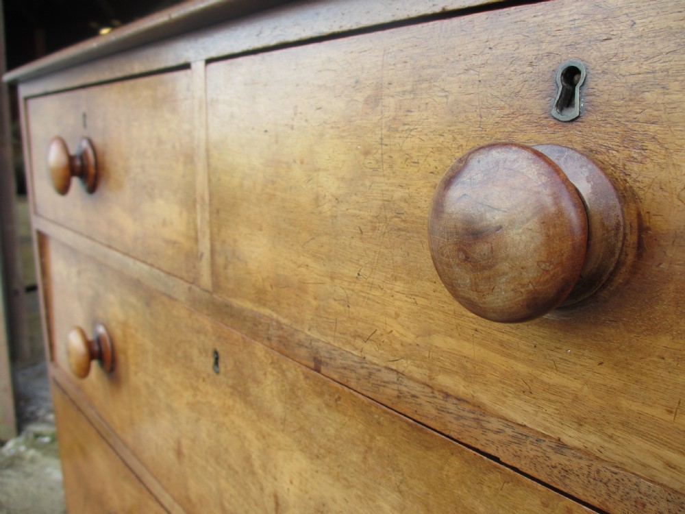 Victorian  Mahogany 4 tier chest of drawers View IV