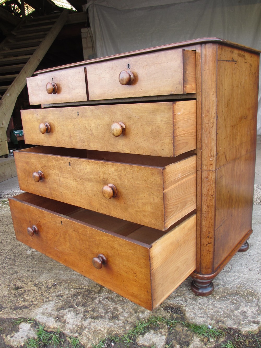 Victorian  Mahogany 4 tier chest of drawers View VIII