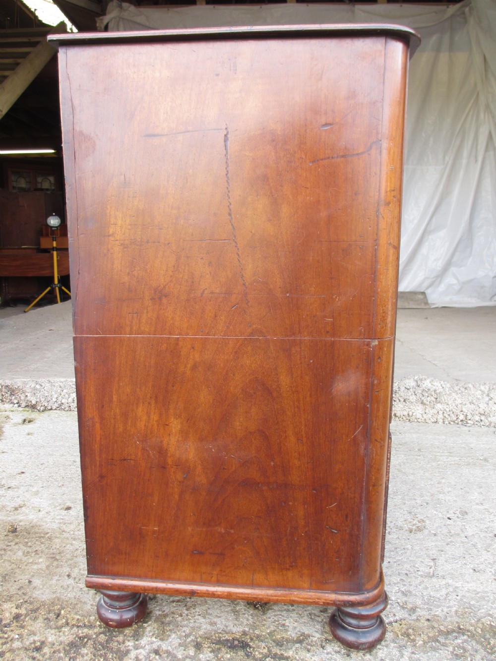 Victorian  Mahogany 4 tier chest of drawers View X