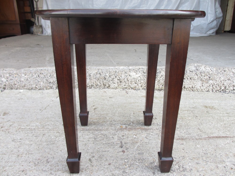 19th Century small Mahogany round top occasional table View III