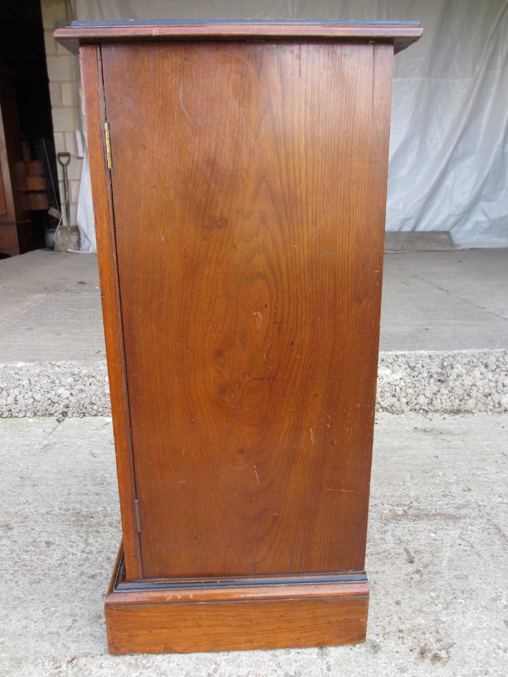 Victorian Mahogany and Walnut bedside pot cupboard View IX