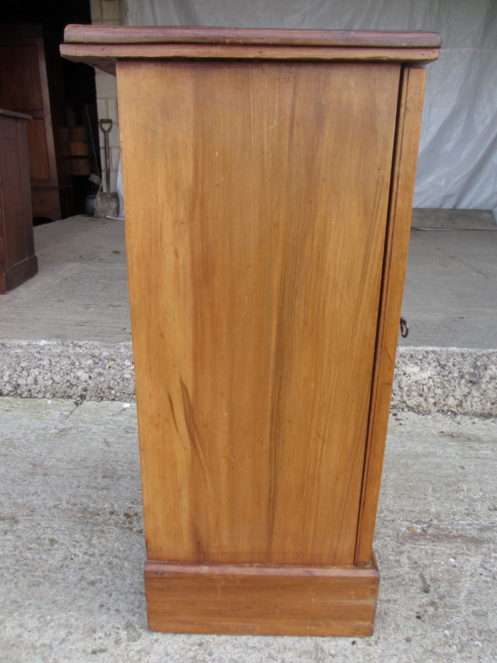 Victorian Mahogany and Walnut bedside pot cupboard  View XI