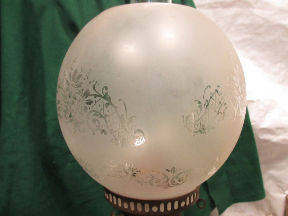 Victorian brass twin oil lamp View IX