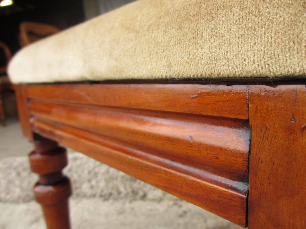 Set of 6 Victorian Walnut balloon back dining chairs View IX