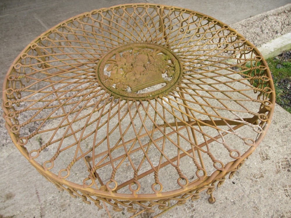 Early 20th century French folding metal garden patio set View V