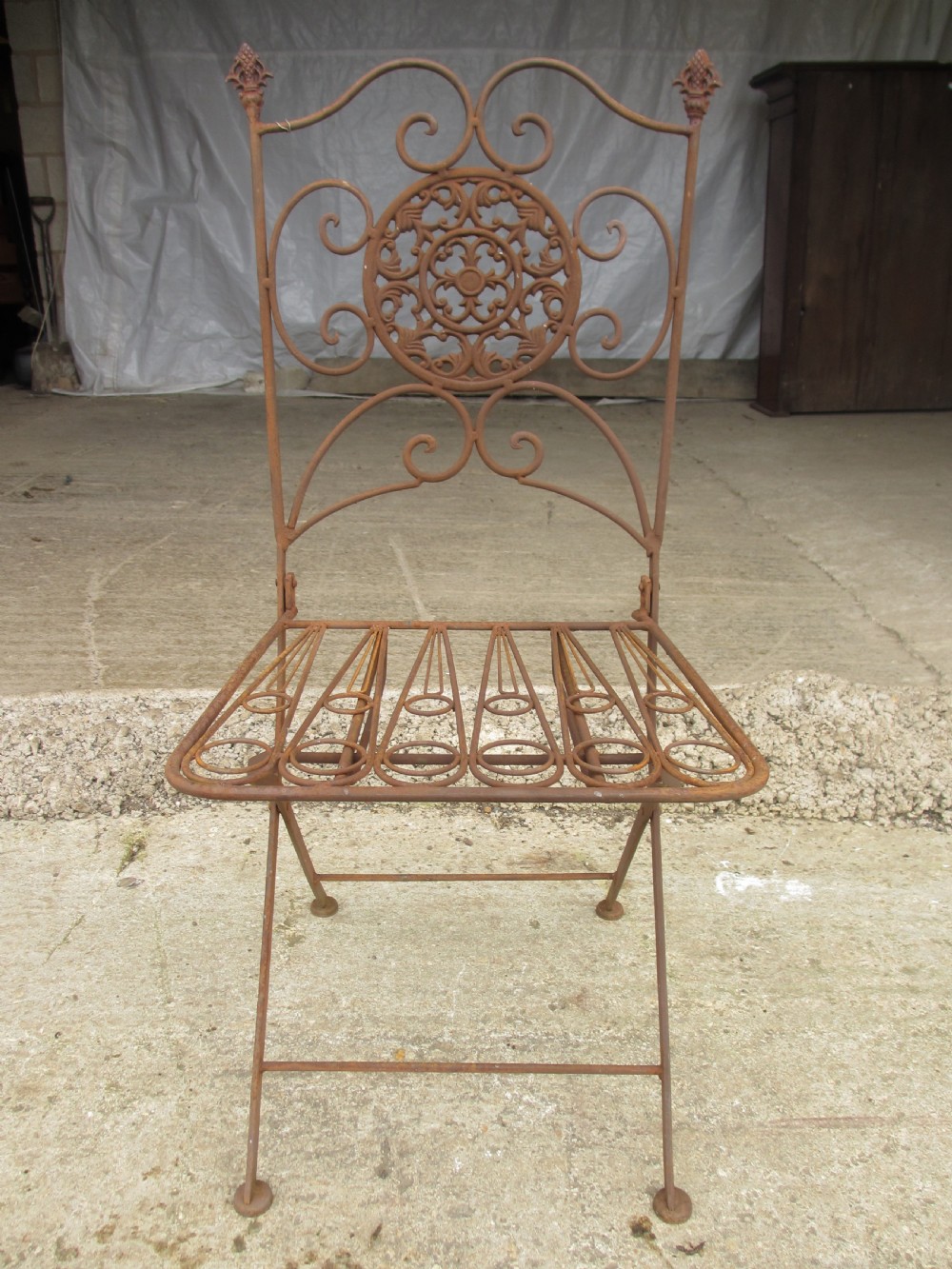Early 20th century French folding metal garden patio set View VI