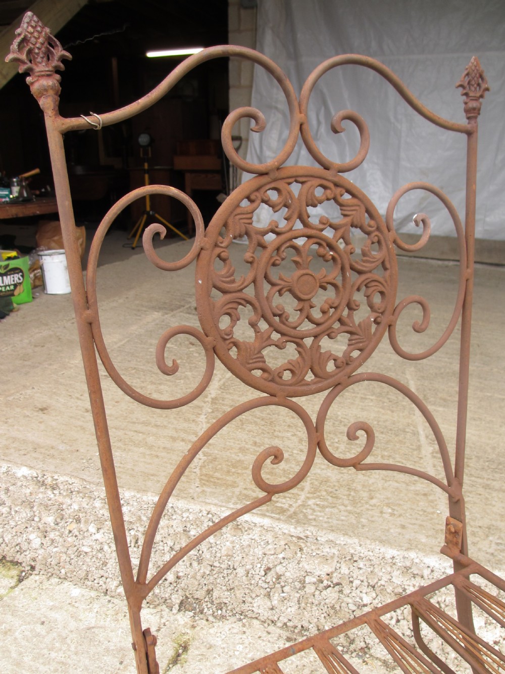 Early 20th century French folding metal garden patio set View IX