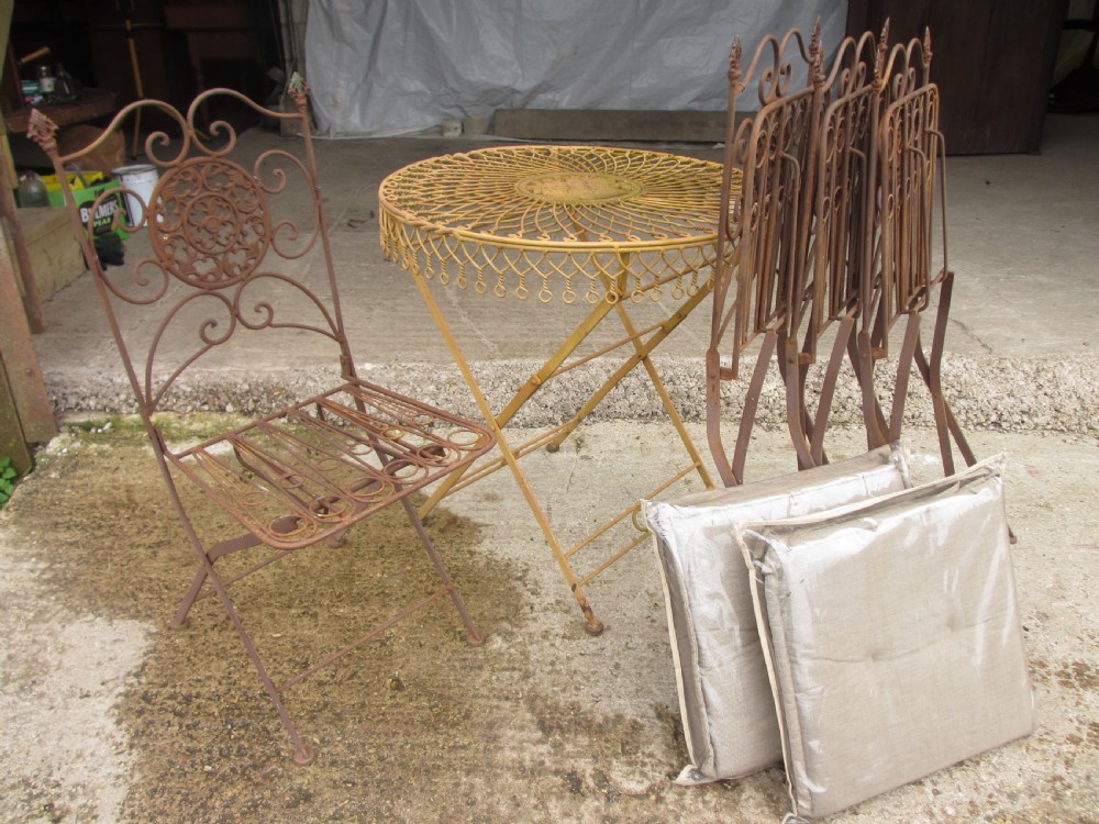 Early 20th century French folding metal garden patio set View XII