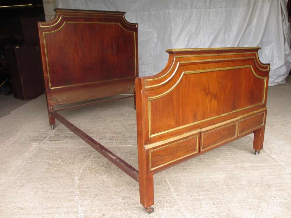 Regency style flame mahogany kingswood double bedstead View XI