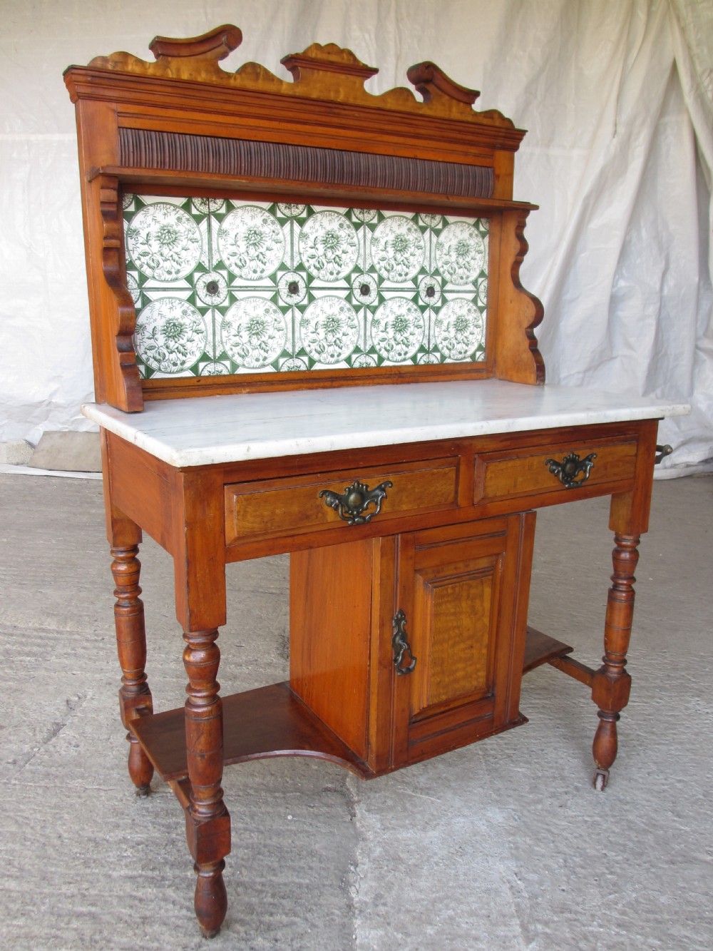 Victorian mahogany washstand  View V