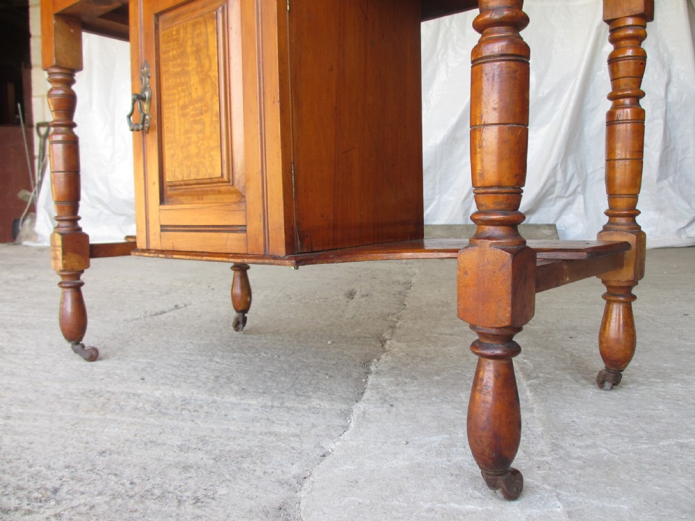 Victorian mahogany washstand  View VI