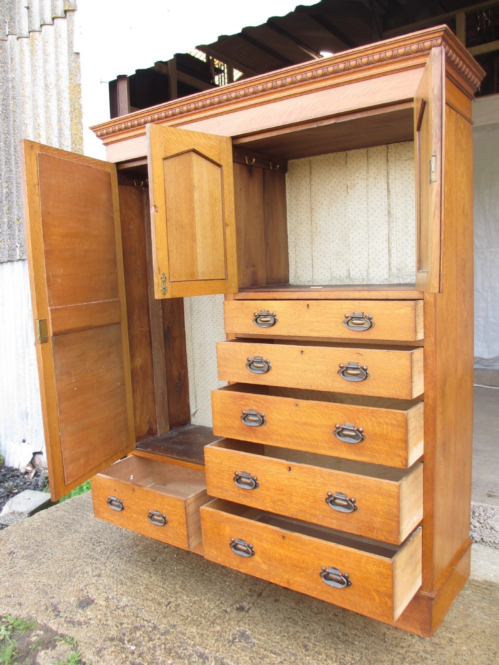 Late 19th century golden oak compactum wardrobe View VIII