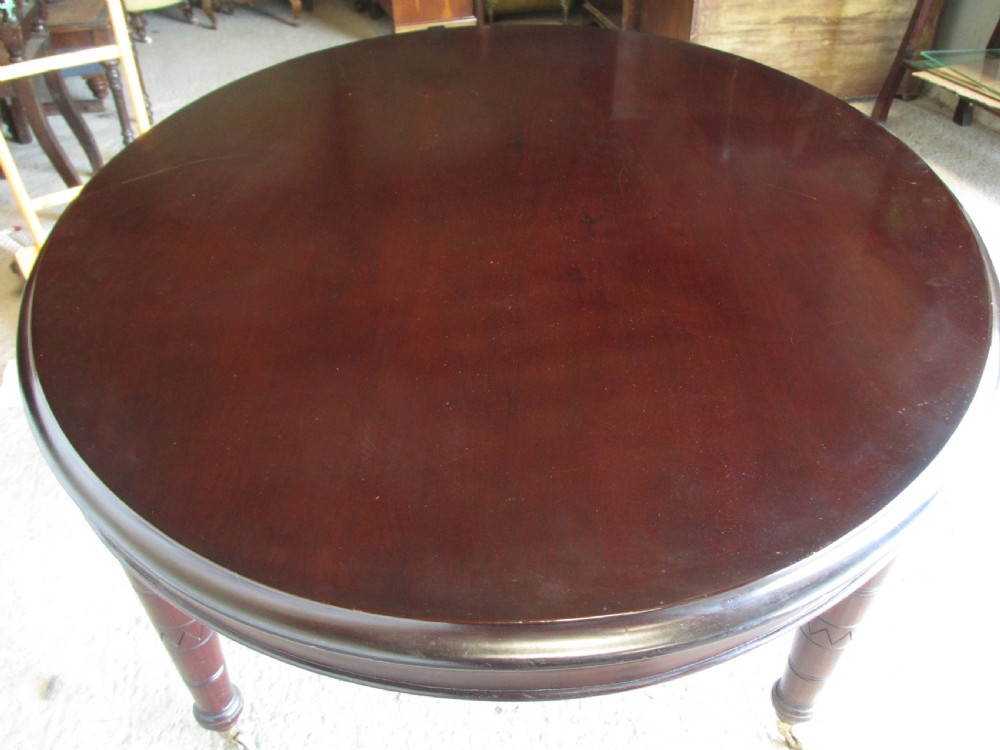 Victorian oval mahogany centre dining table  View IX