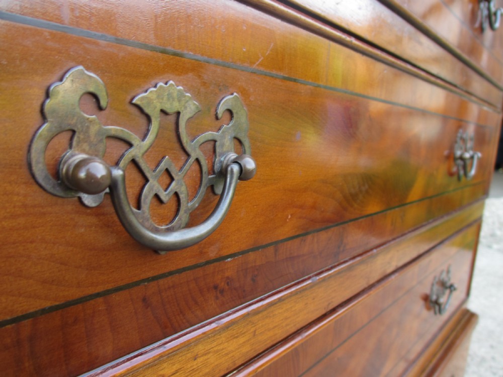 Georgian style yew wood chest of drawers View VII