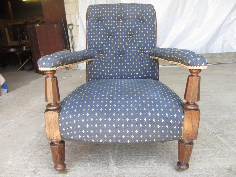 Victorian William 4th oak easy armchair