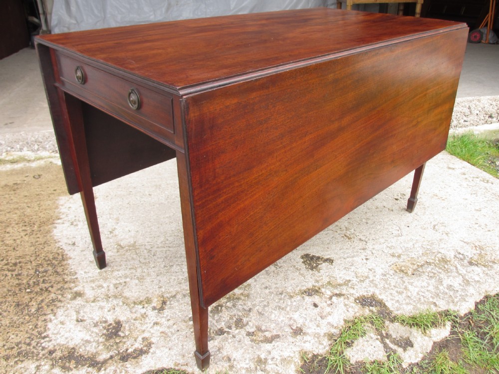 Georgian mahogany drop leaf Pembroke dining table View III