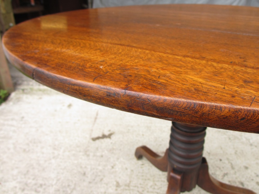 Georgian oak occasional breakfast tilt top table View IV