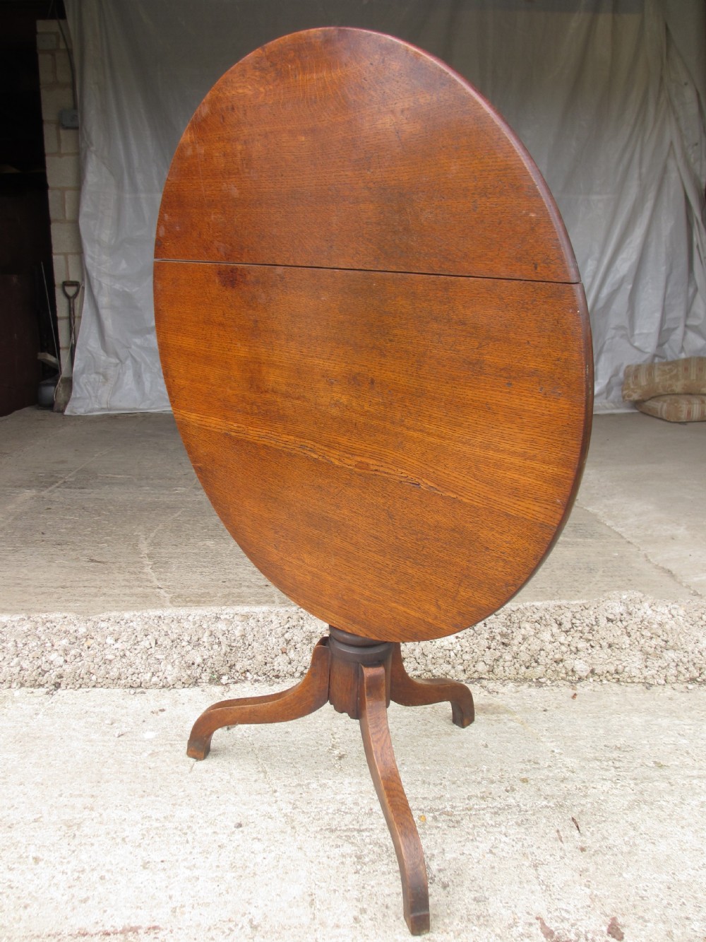 Georgian oak occasional breakfast tilt top table View X