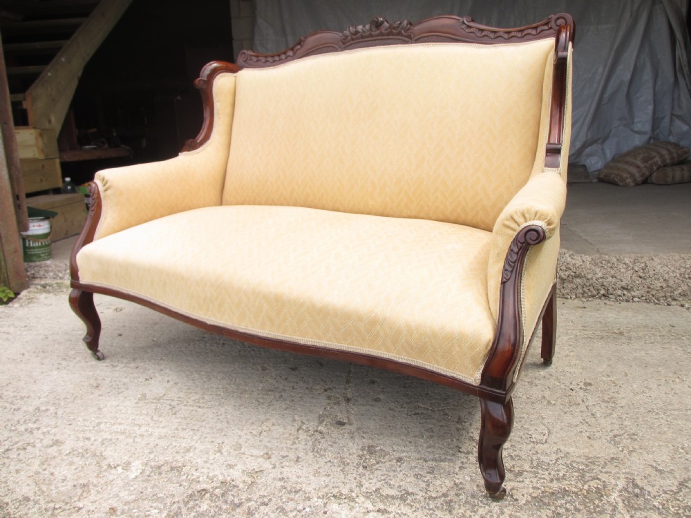 Victorian Mahogany framed sofa settee View II