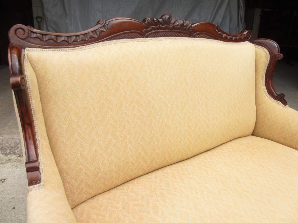 Victorian Mahogany framed sofa settee View VI
