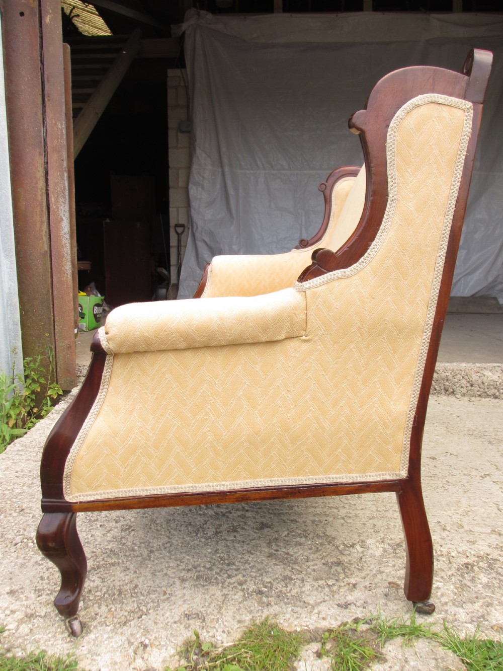 Victorian Mahogany framed sofa settee View XI