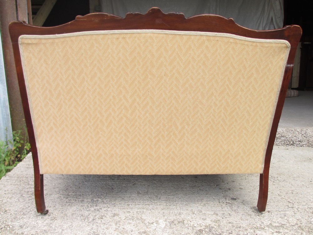 Victorian Mahogany framed sofa settee View XII