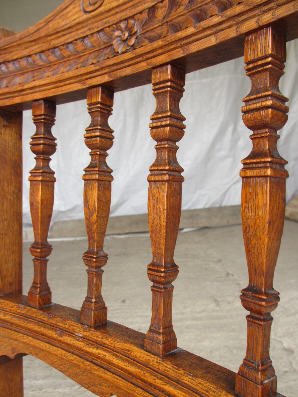Set of 6 Victorian golden oak arts and crafts dining chairs View VIII